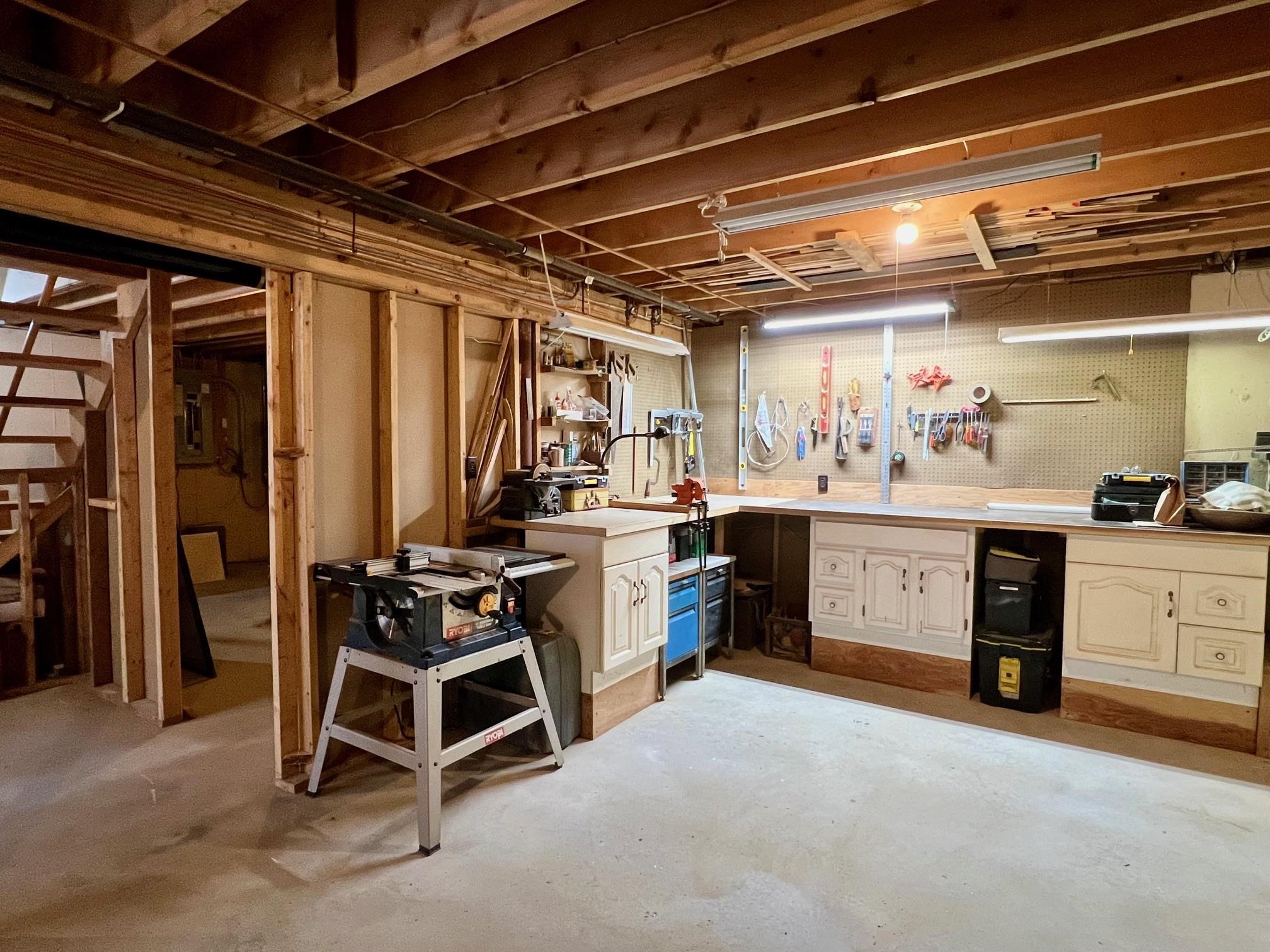 90 Hemlock Road