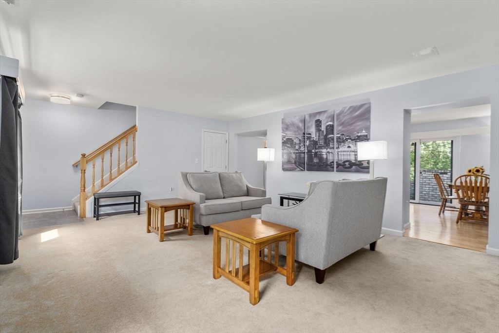 70 Granby Heights Unit: 70