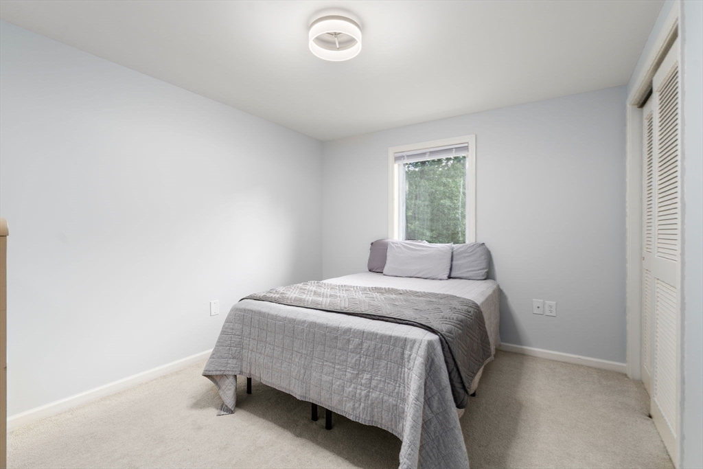 70 Granby Heights Unit: 70