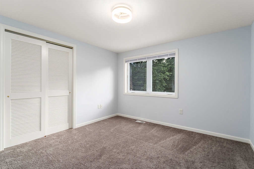 70 Granby Heights Unit: 70