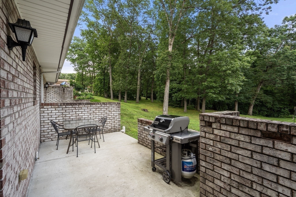 70 Granby Heights Unit: 70