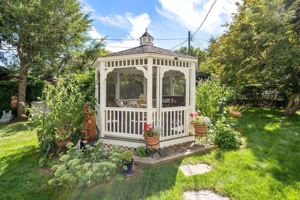 22 Lexington Avenue