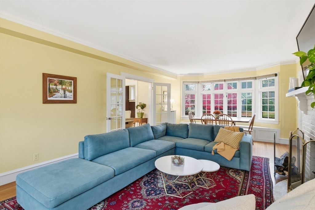 27 Lexington Ave