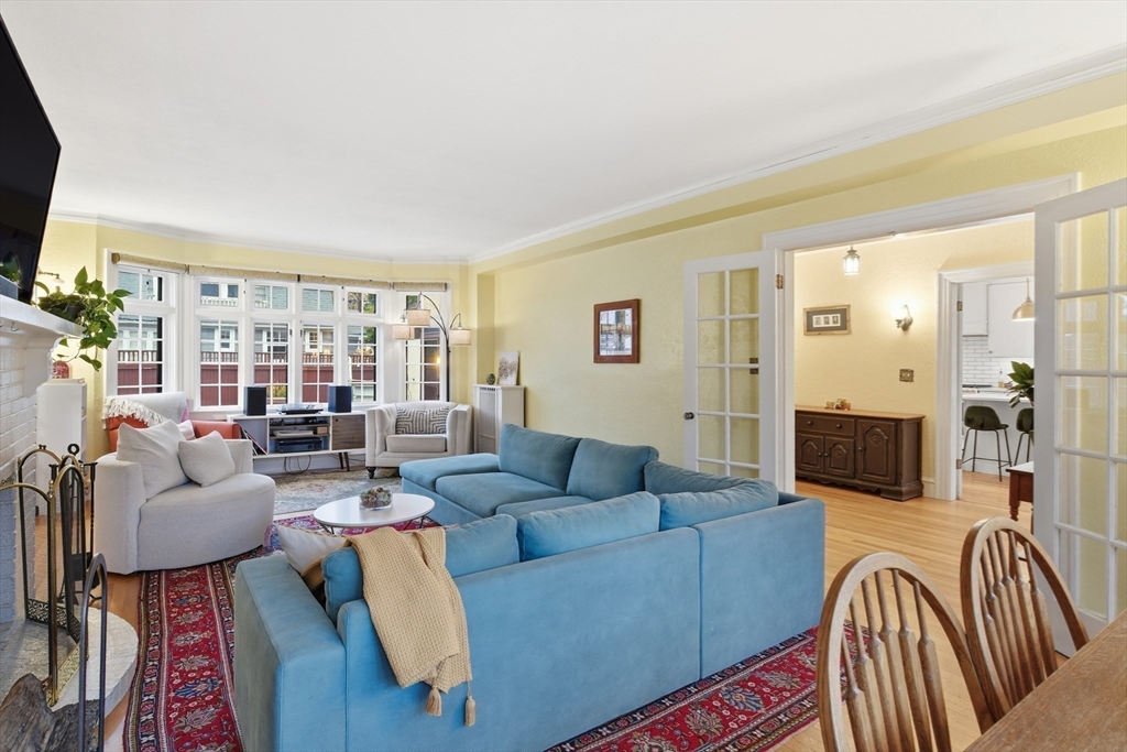 27 Lexington Ave