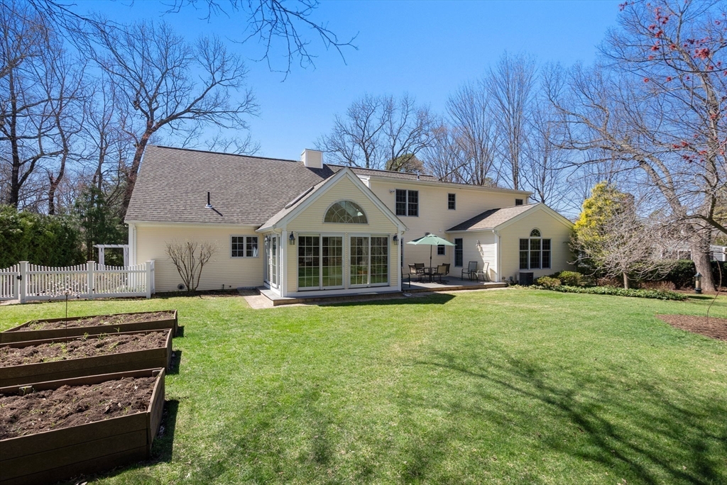 70 Salem Rd