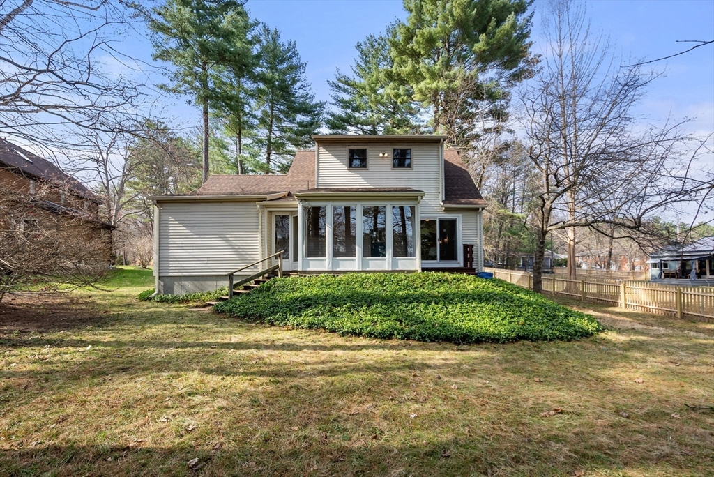 14 Emily Ln
