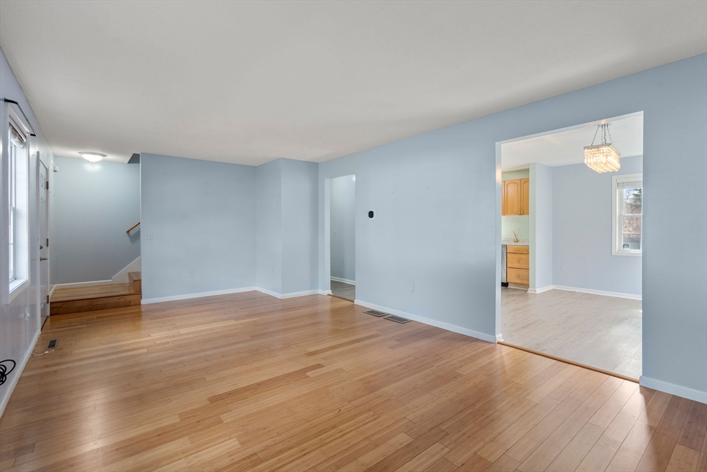 64 Wilmington St