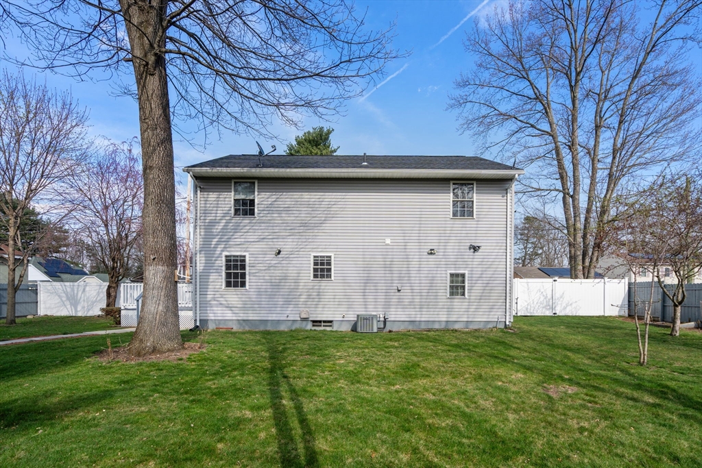 64 Wilmington St