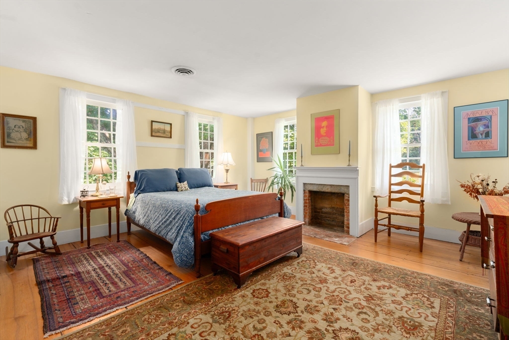 287 Williamsburg