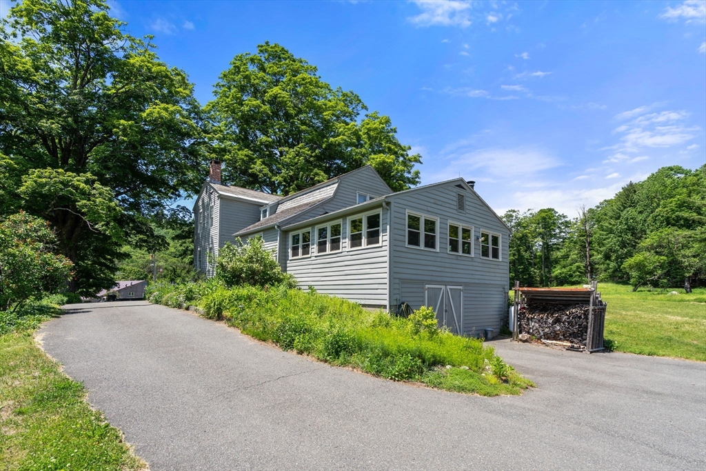 287 Williamsburg