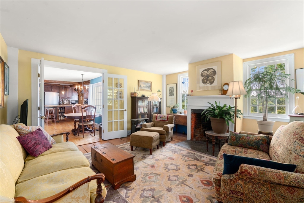287 Williamsburg