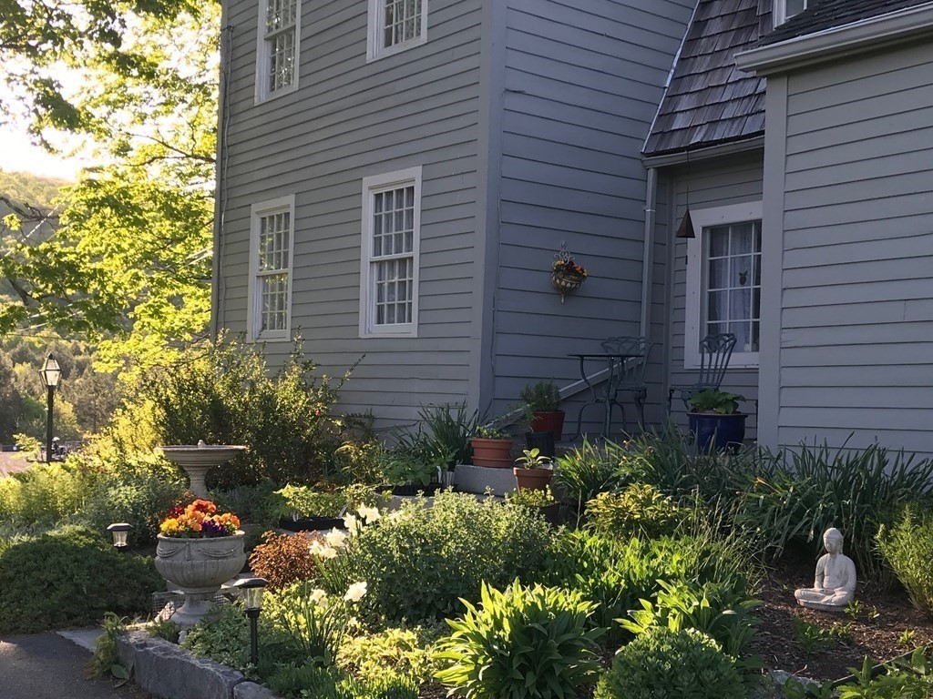 287 Williamsburg