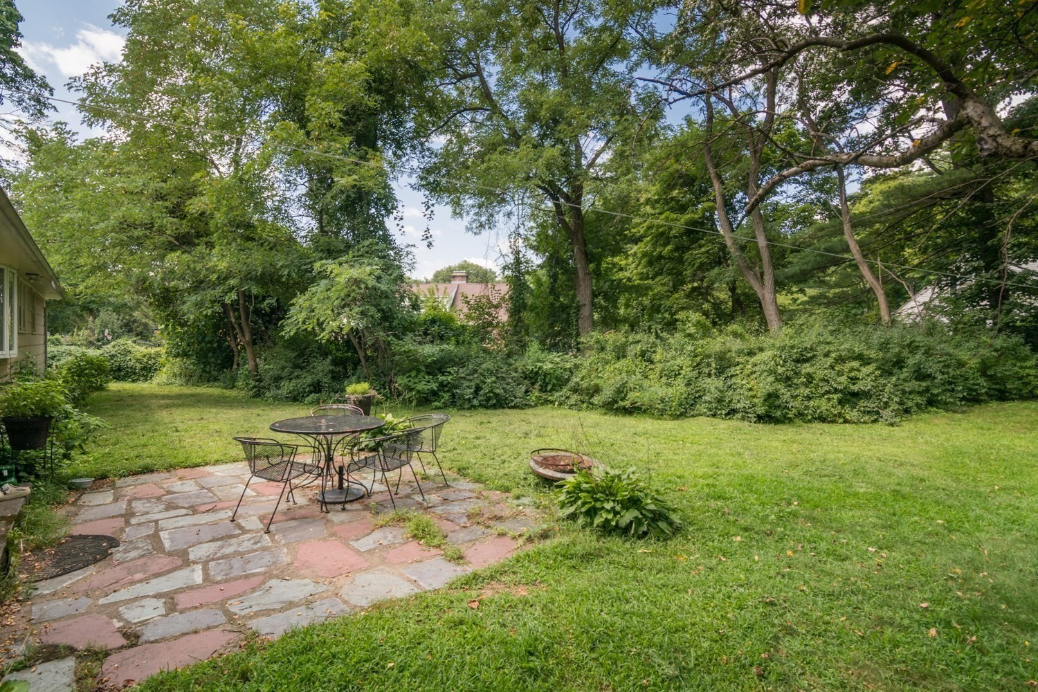 3 Montgomery Ave