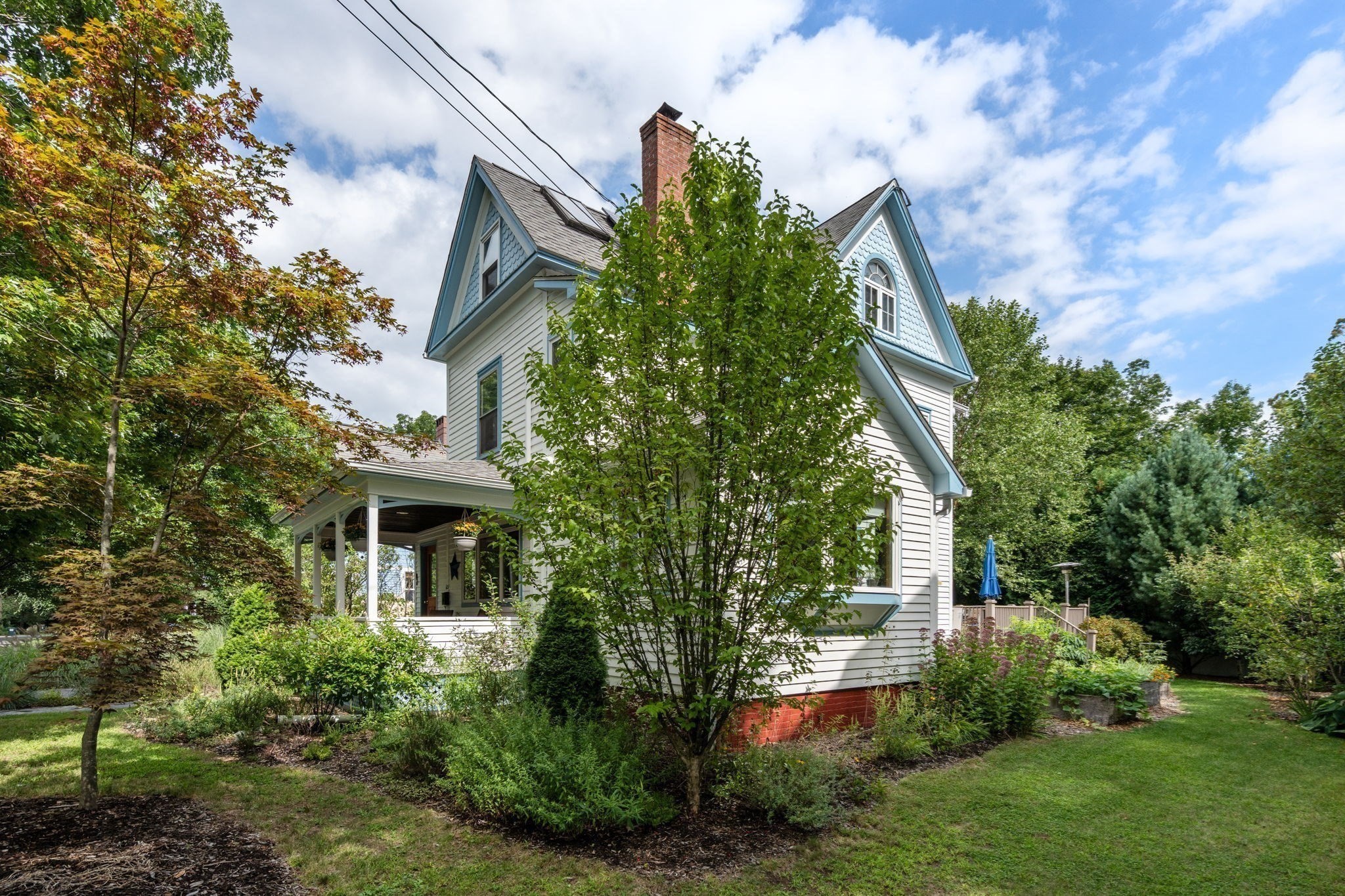 63 Massasoit St