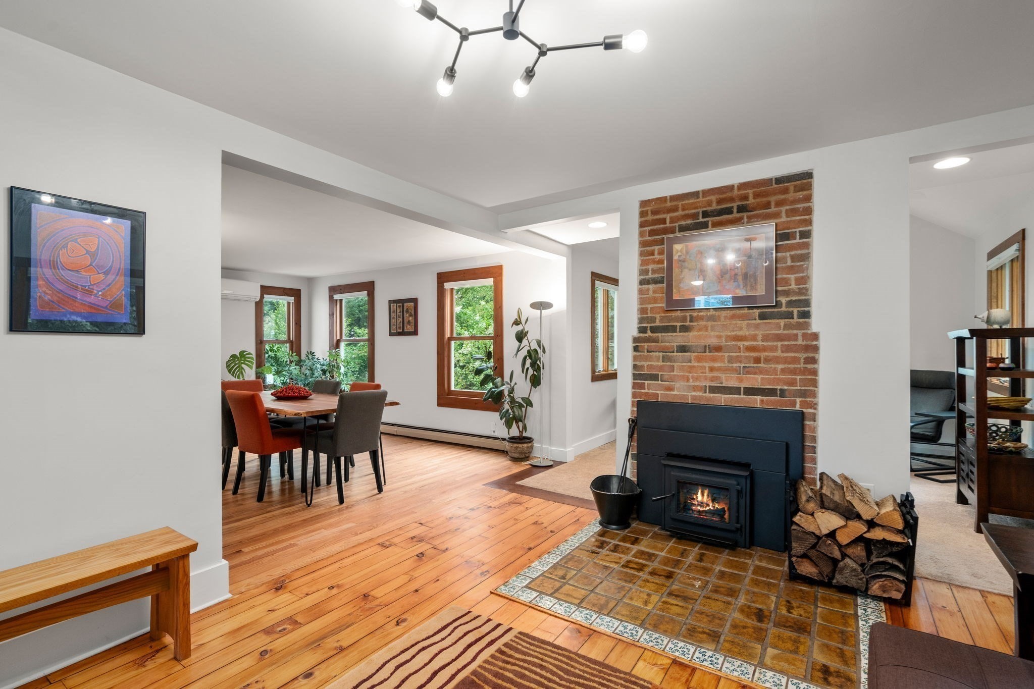 63 Massasoit St