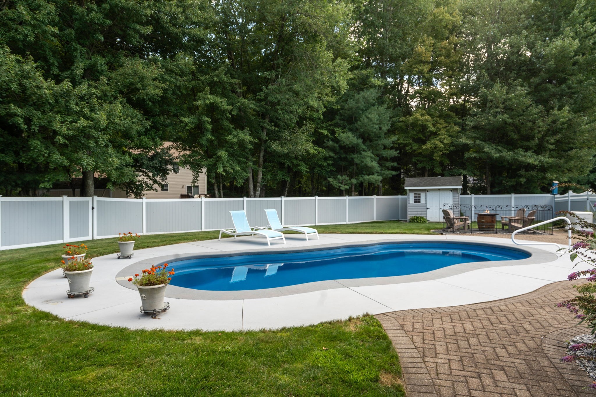 6 Perennial Ln