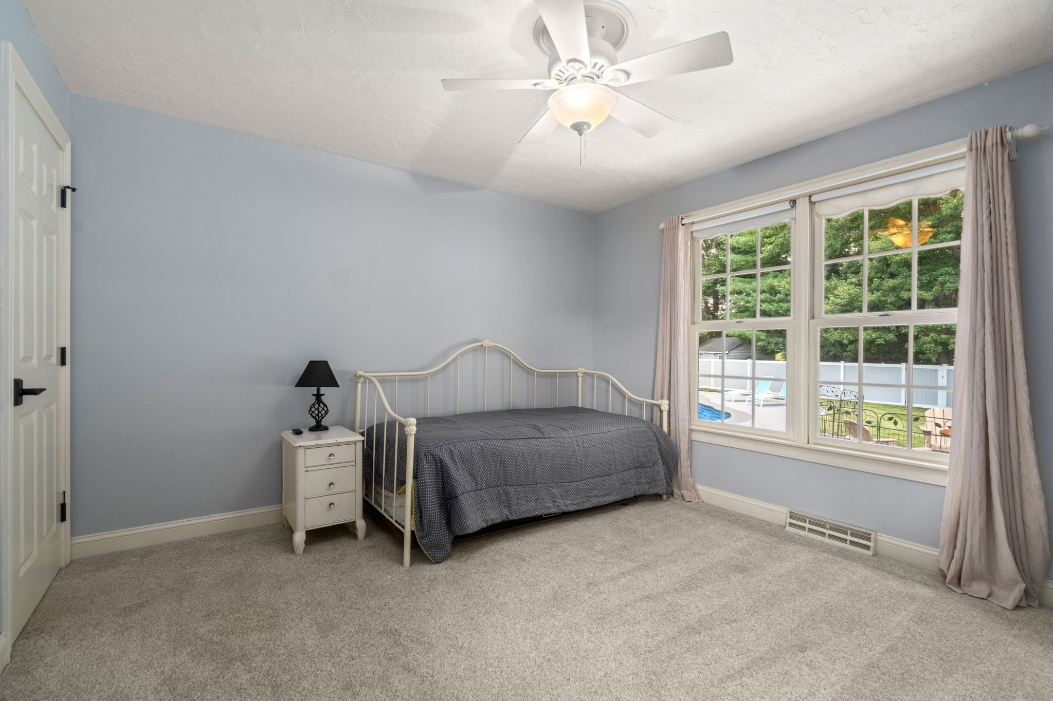 6 Perennial Ln
