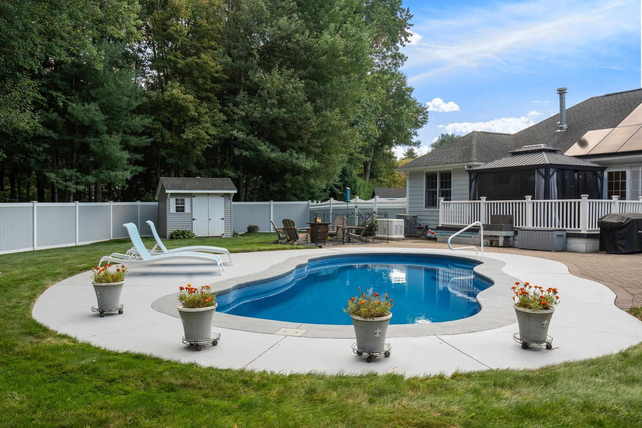 6 Perennial Ln