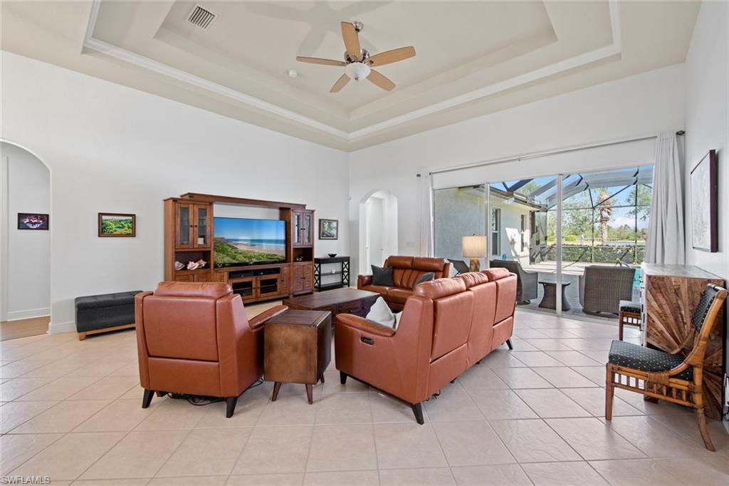 19924 Maddelena CIR