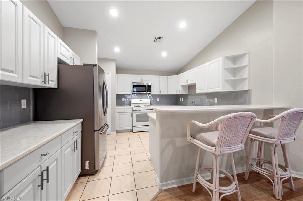 9425 La Bianco ST