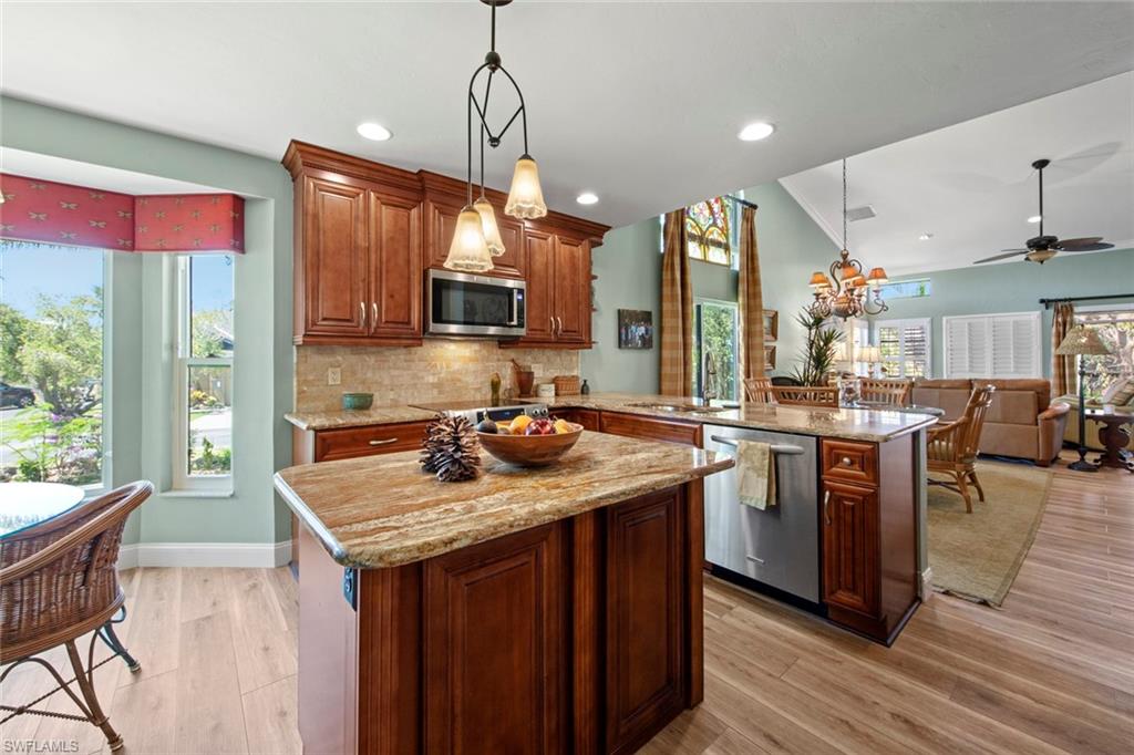 17690 Heron LN