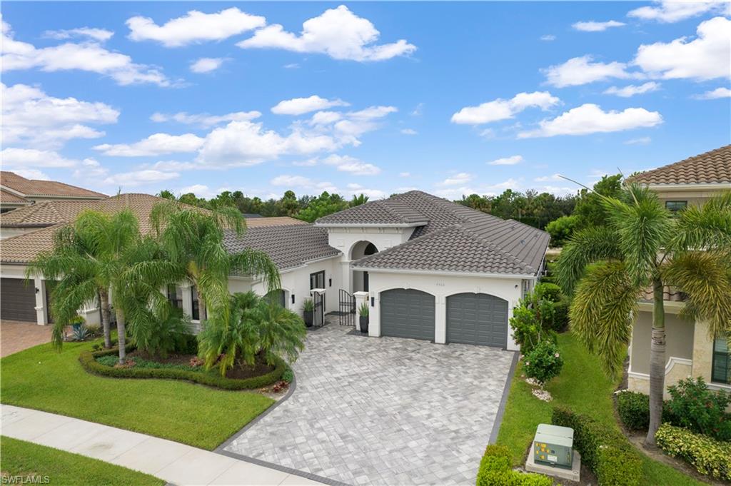 4462 Caldera CIR