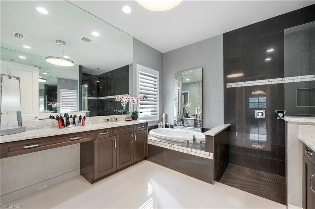 4462 Caldera CIR