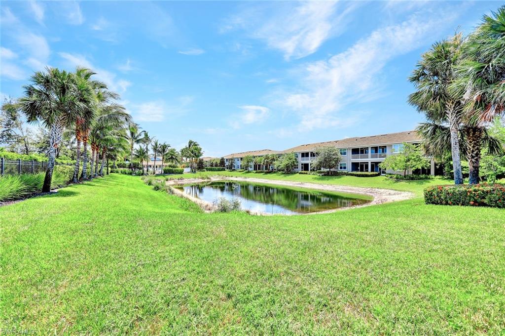 2344 Sheen LN # 305