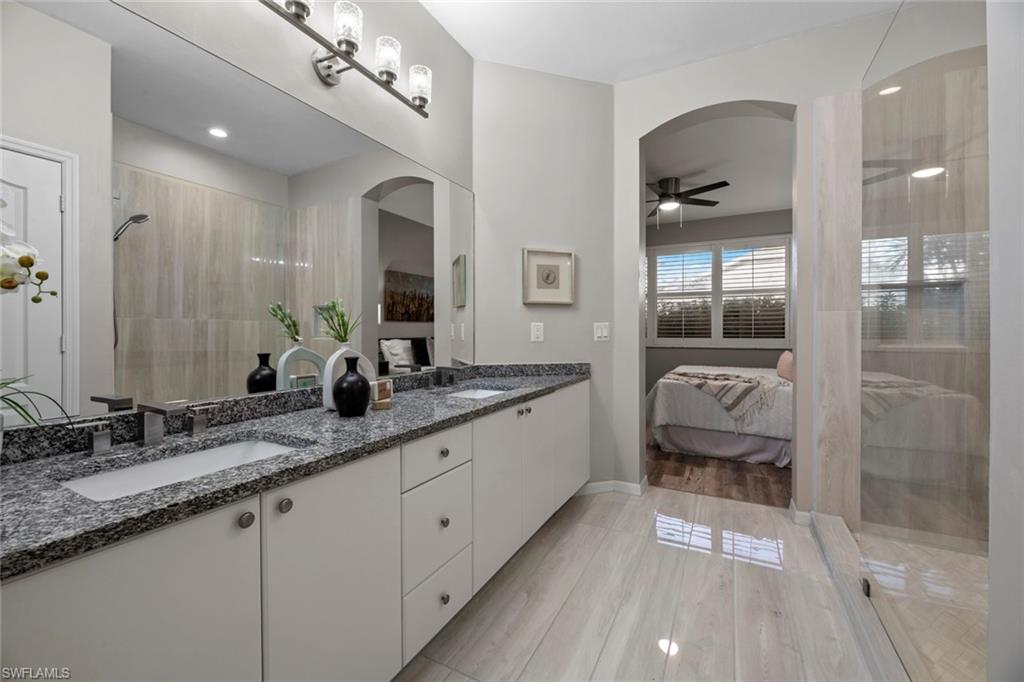 9342 Lake Abby LN