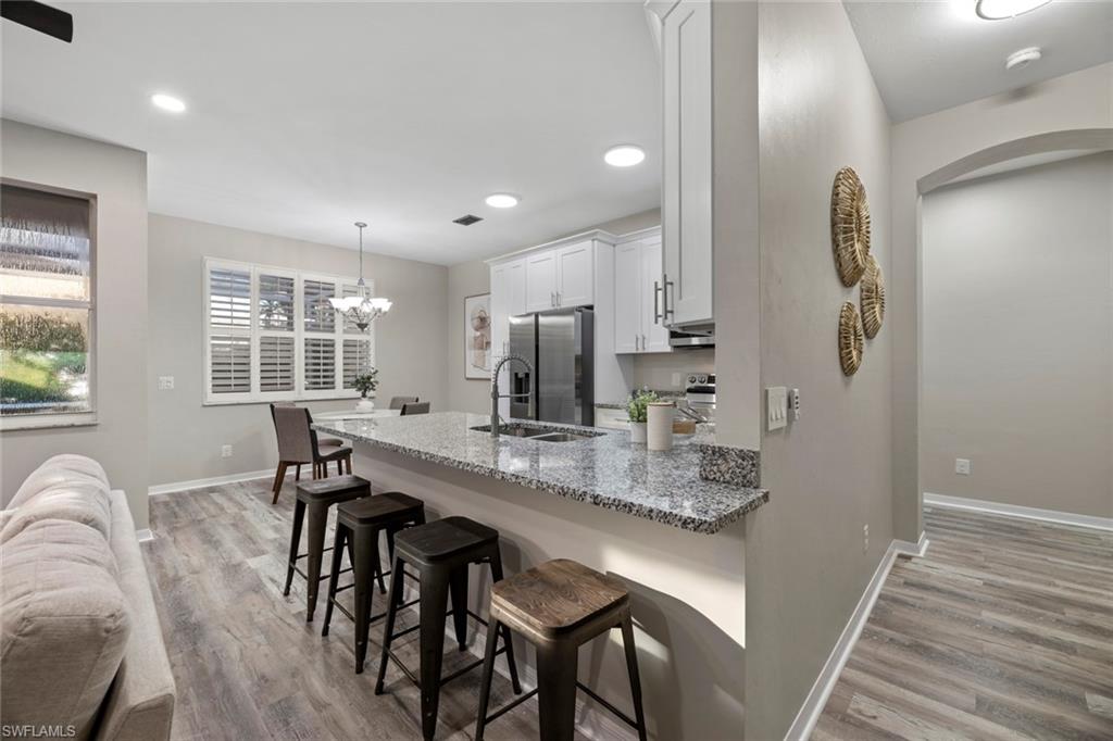 9342 Lake Abby LN