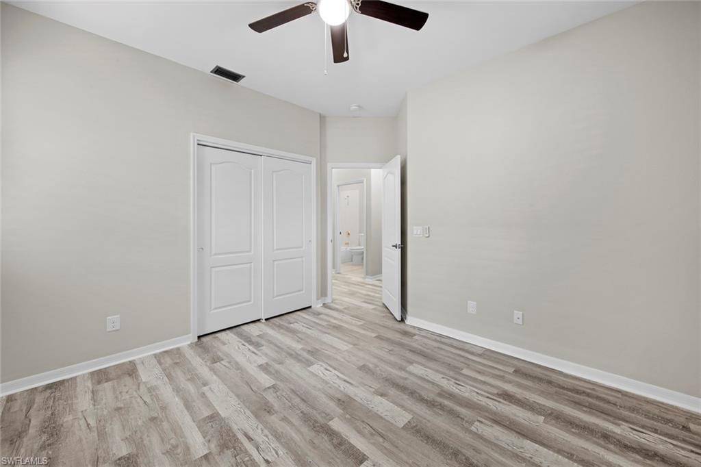 9342 Lake Abby LN