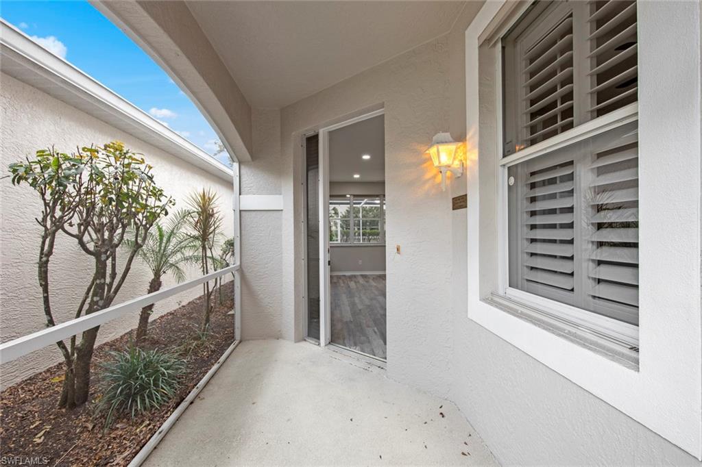 9342 Lake Abby LN