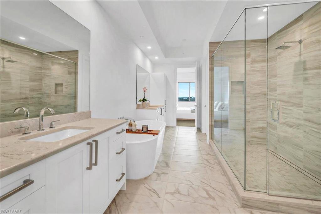 1125 Central AVE # 575