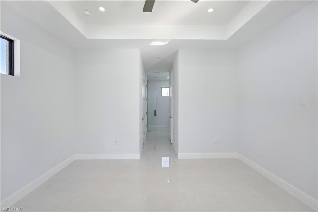 232 NW 1st ST