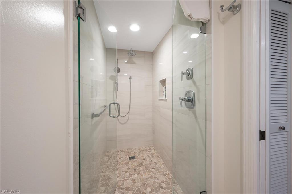 6573 Marissa LOOP # 302