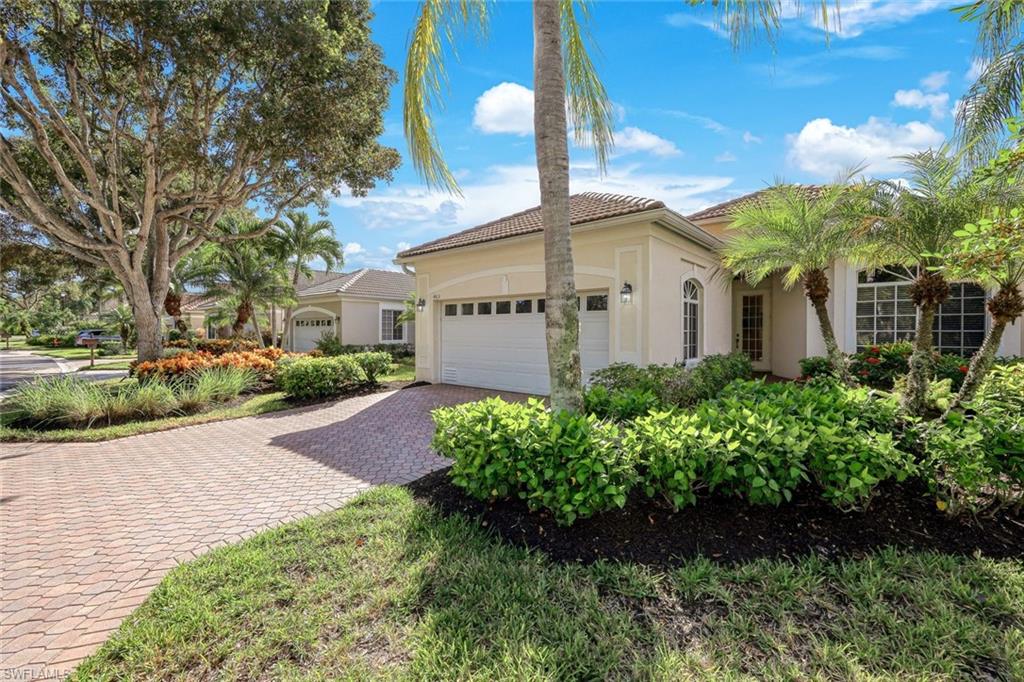 463 Tullamore LN