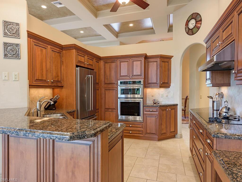 9729 Wilshire Lakes BLVD