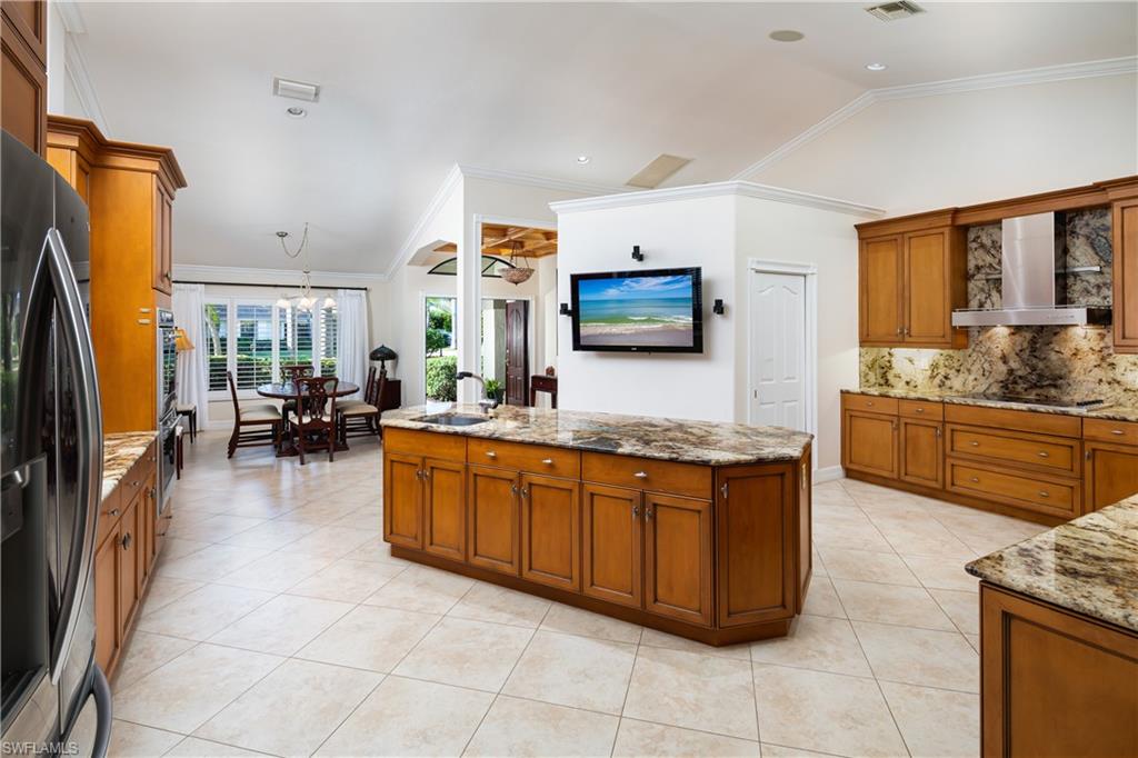 28410 WINTHROP CIR