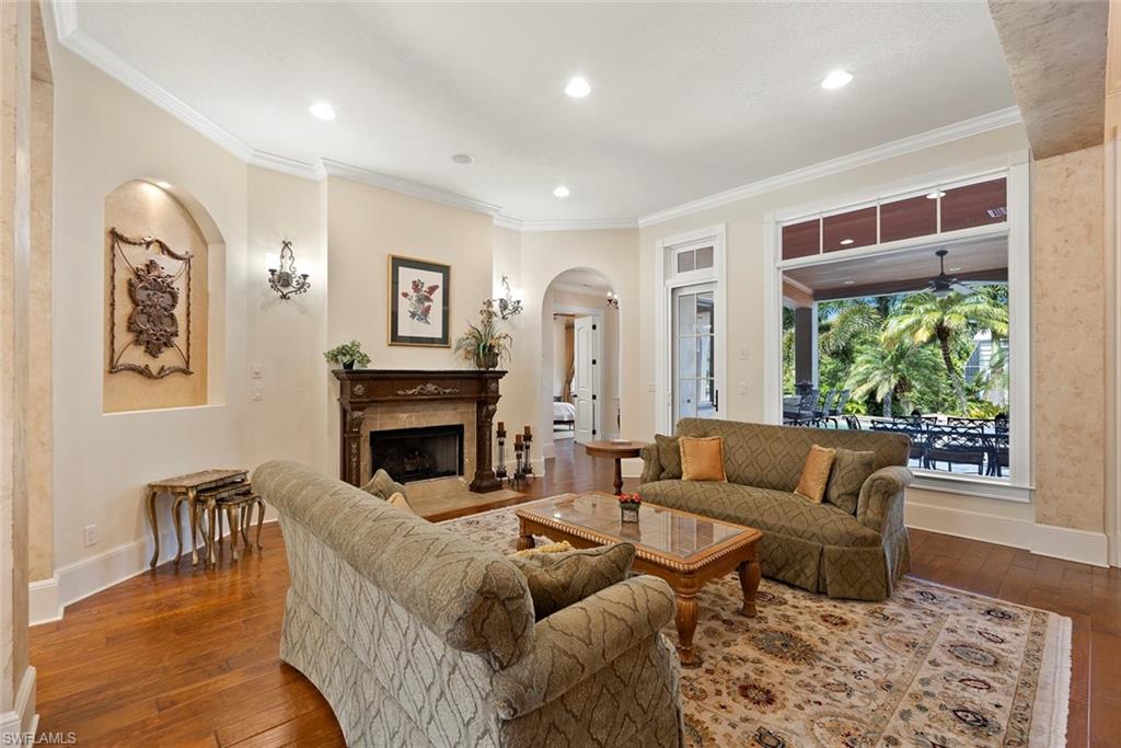 611 Eighteenth AVE S