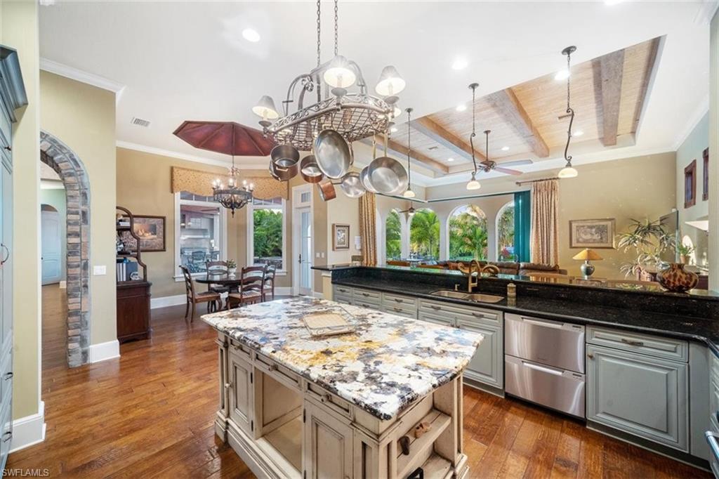 611 Eighteenth AVE S