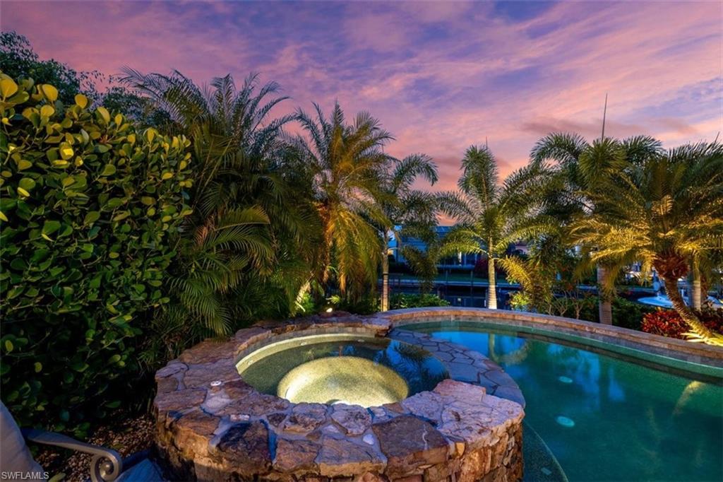 611 Eighteenth AVE S