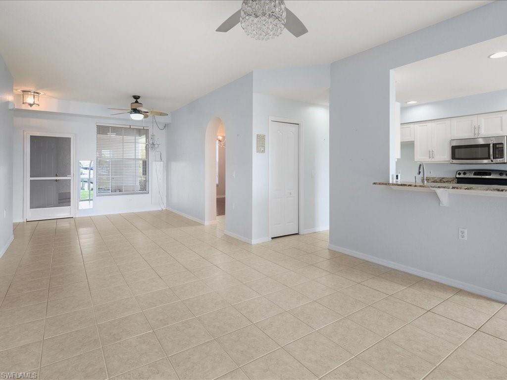 275 Cays DR # 2204