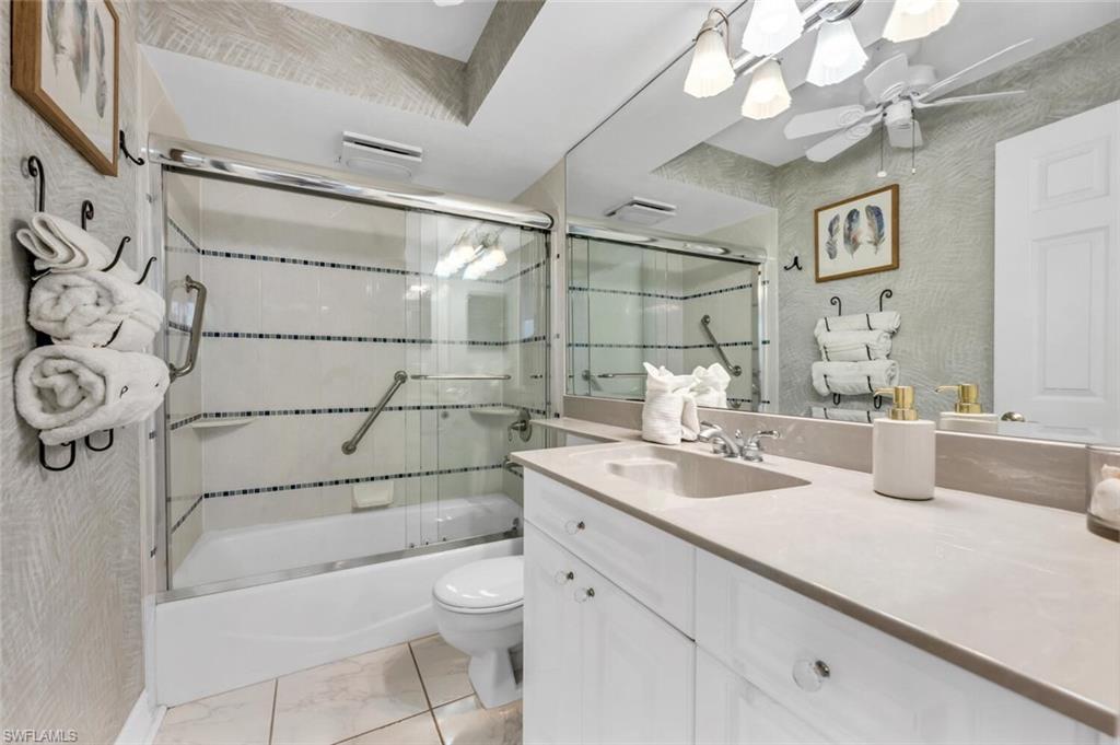 320 Seaview CT # 1503