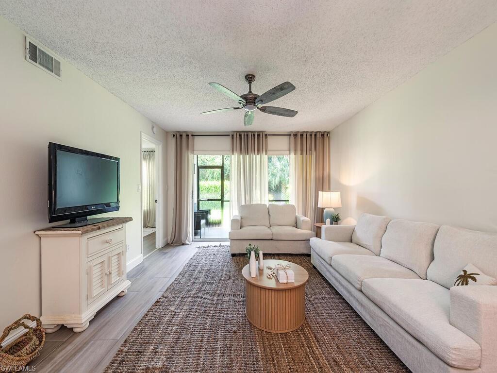 669 Squire CIR # 101