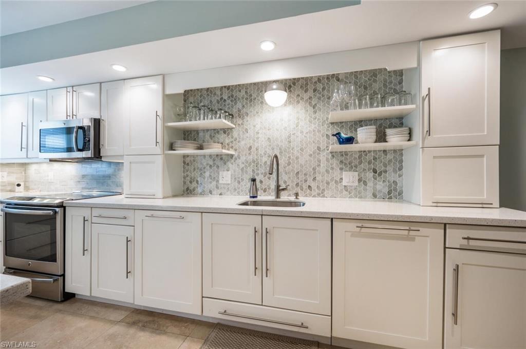 800 River Point DR # 537