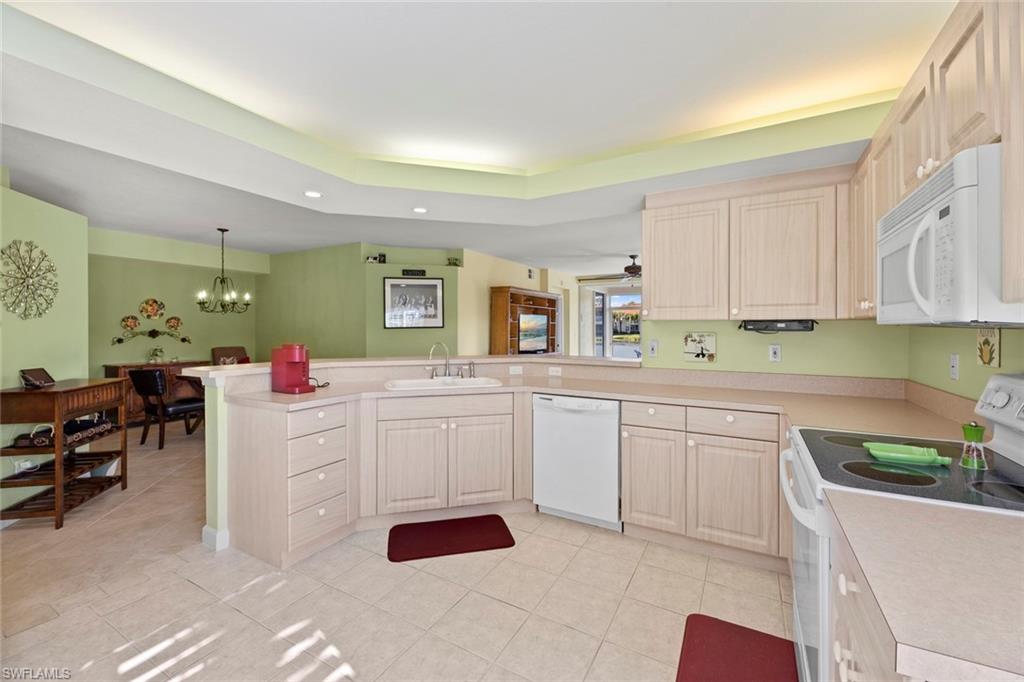 10910 Oak Island RD # 104