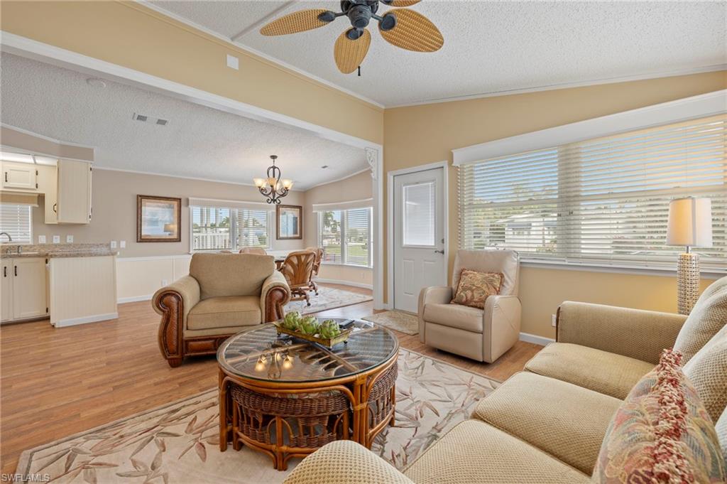 4044 Crystal Lake DR
