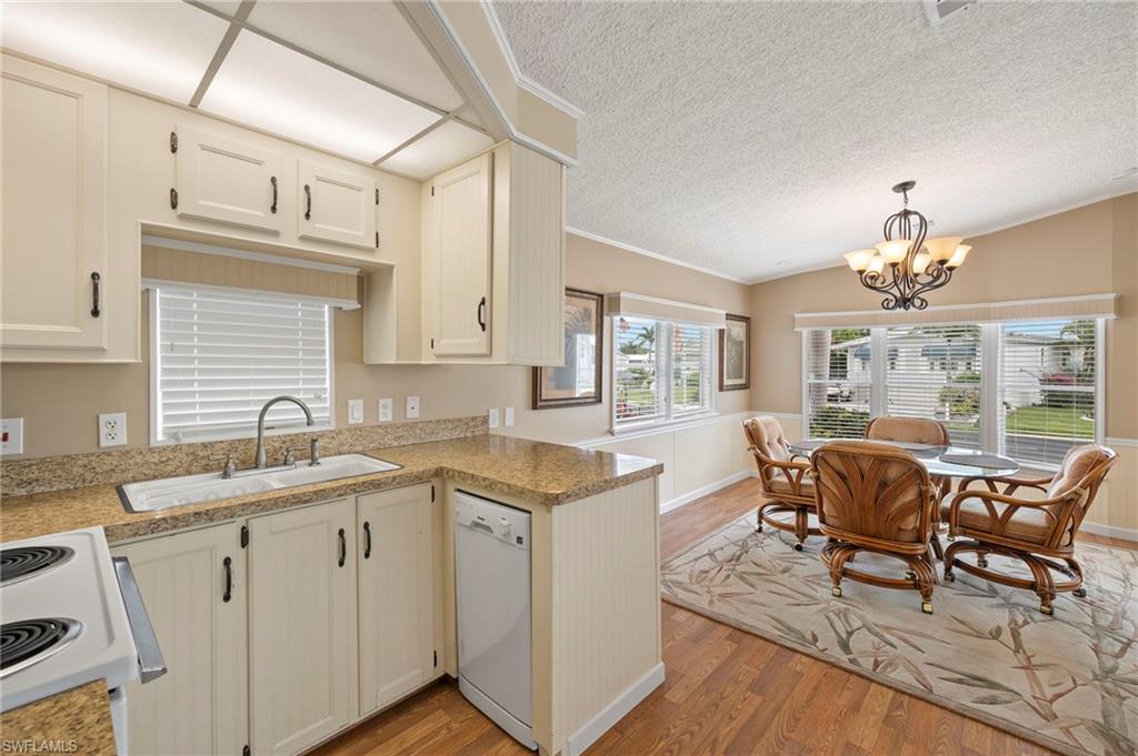 4044 Crystal Lake DR