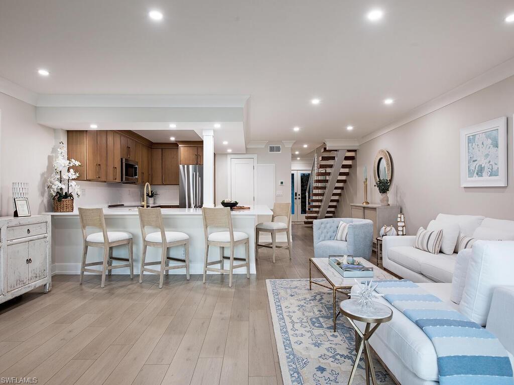 4047 Crayton RD # 4047