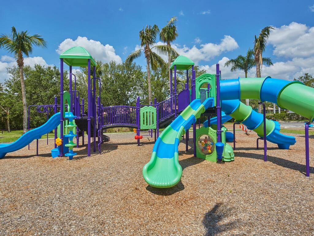 3091 Sheltered Oak PL